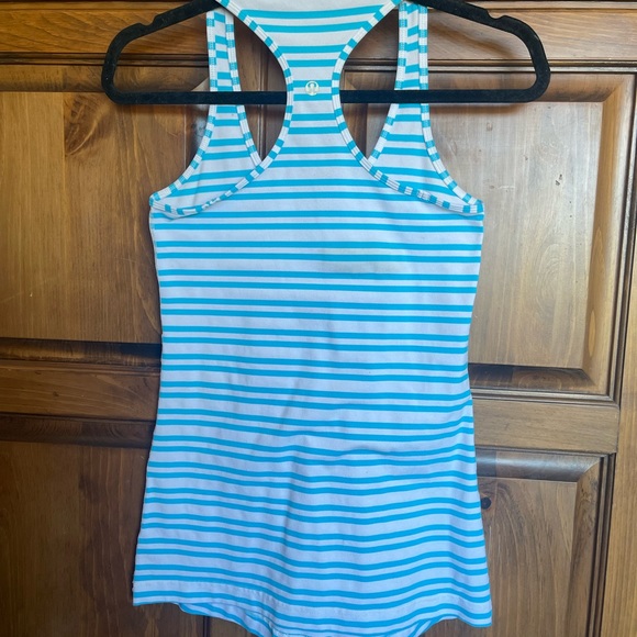 2 Lululemon Tank Top - Picture 3 of 8